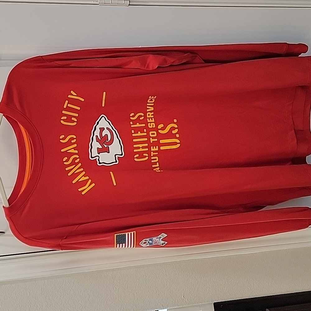 XXL  Nike Salute to Service NFL KC Chiefs long sleeve t-shirt